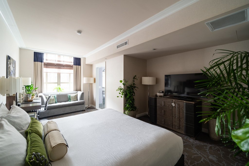 https://www.hotelpalomar-philadelphia.com/room-6o2/