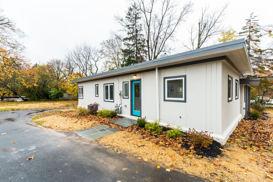 house for sale wyndmoor midcentury classic front elevation