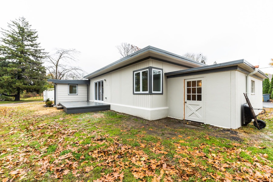 house for sale wyndmoor midcentury classic side patio