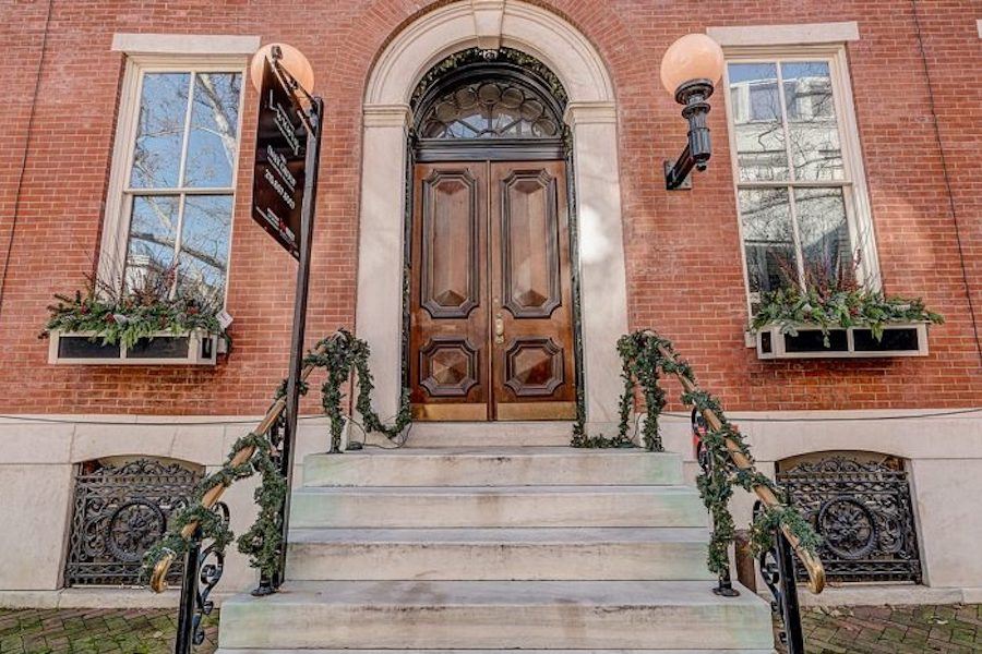 condo for sale rittenhouse delancey bilevel front door