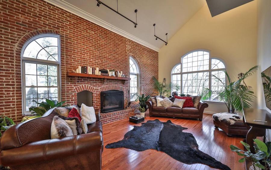 maple glen bondage house ambler great room