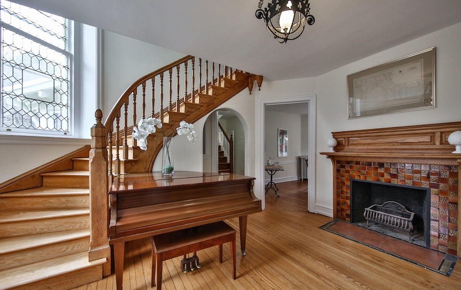 house for sale w mt airy victorian foyer