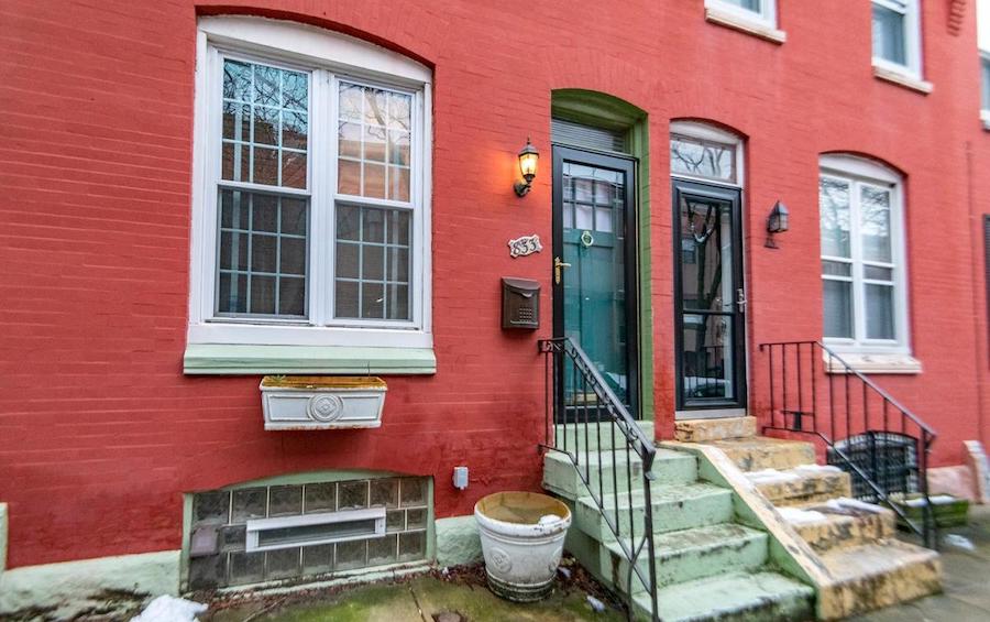 apartment for rent fairmount newkirk st rowhouse