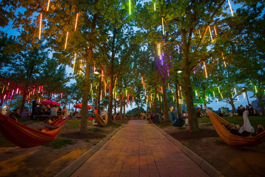 Spruce Street Harbor Park