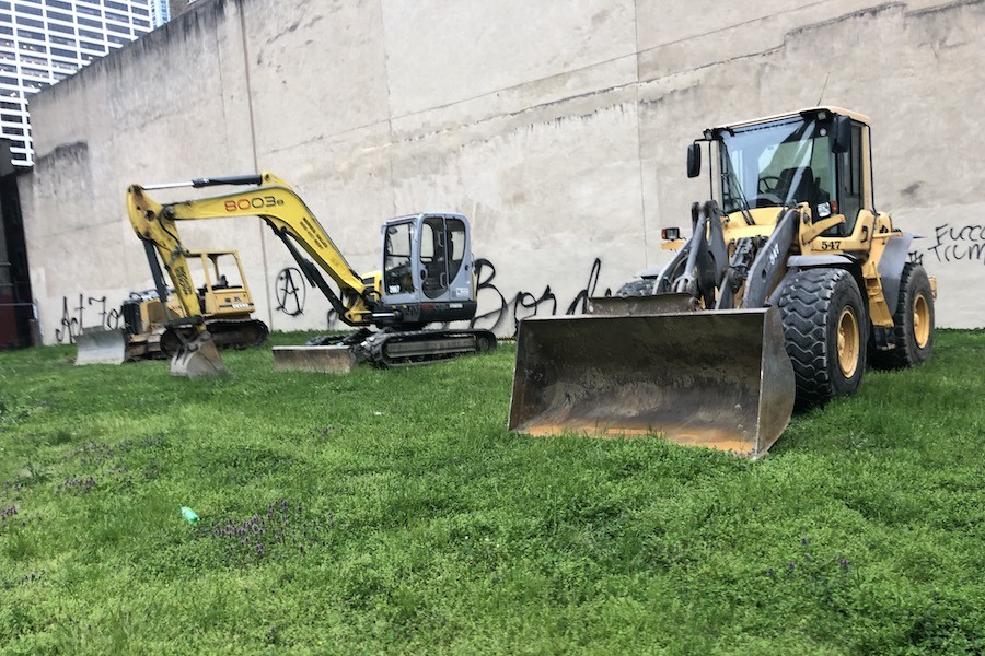 the laurel construction equipment