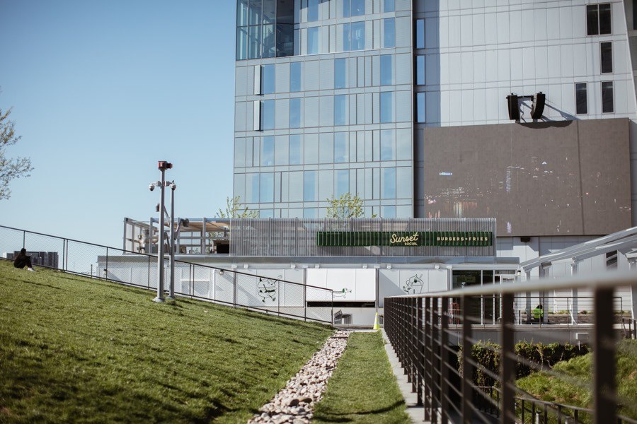 sunset social rooftop bar cira green philadelphia
