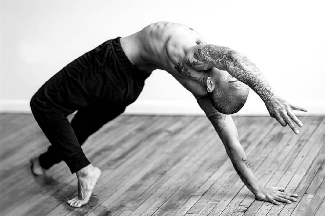 What Clothes Do Men Wear To Yoga  Love Life Be Fit