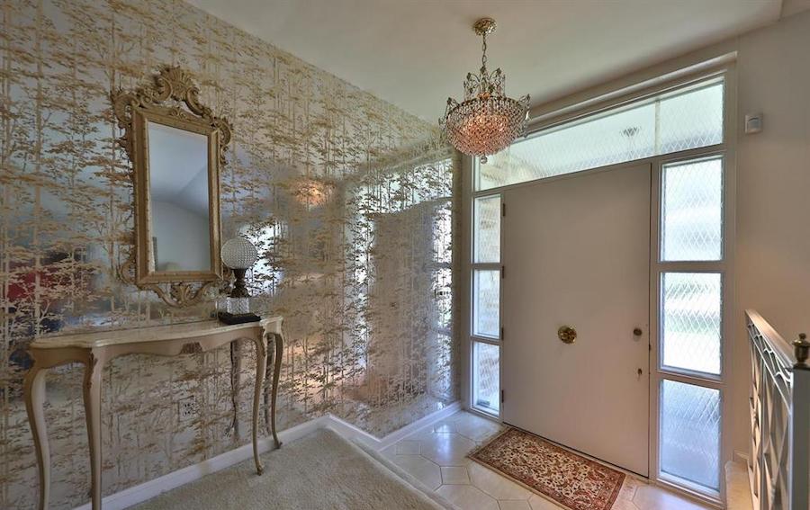 house for sale abington midcentury split-level foyer