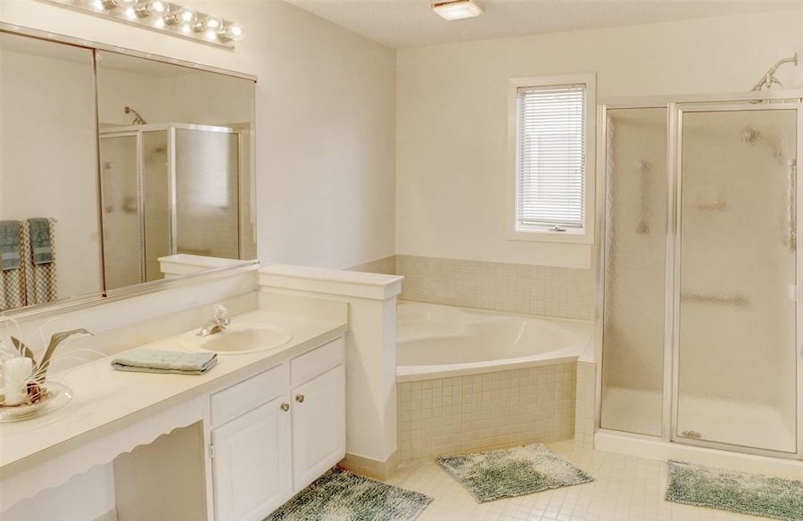 house for sale margate modern mediterranean bathroom
