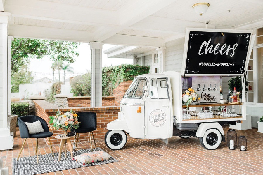 bubbles-brews-philly-bar-cart