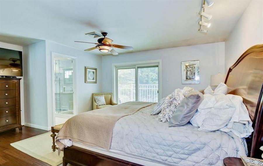 house for sale elkins park split level master bedroom