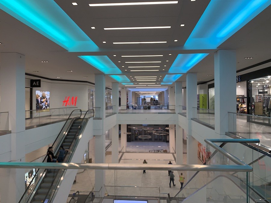 fashion district philadelphia review central section of mall