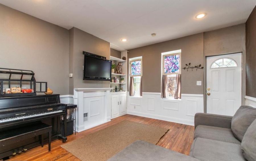 house for sale fishtown renovated rowhouse living room