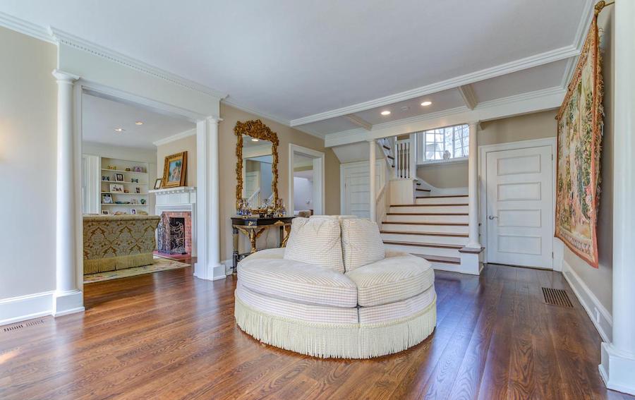 house for sale bryn mawr regency colonial foyer
