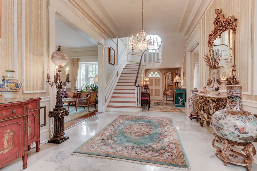 mount airy neighborhood guide