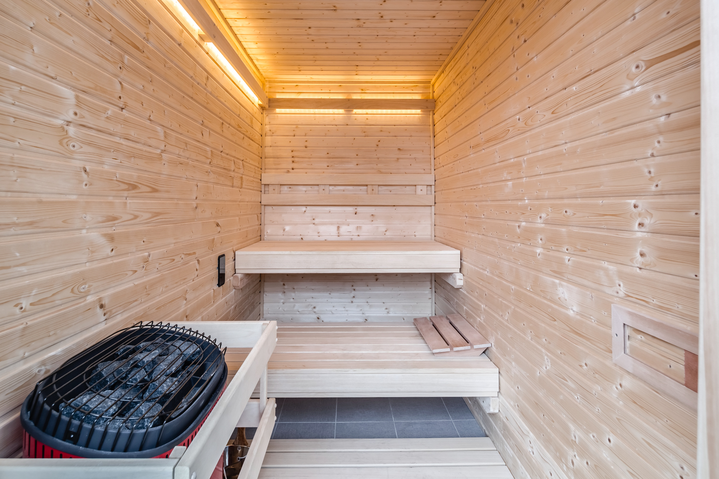 wash west walnut st tri-level sauna