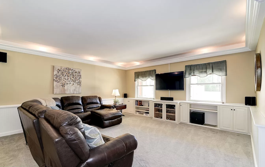 moorestown expanded cape great room