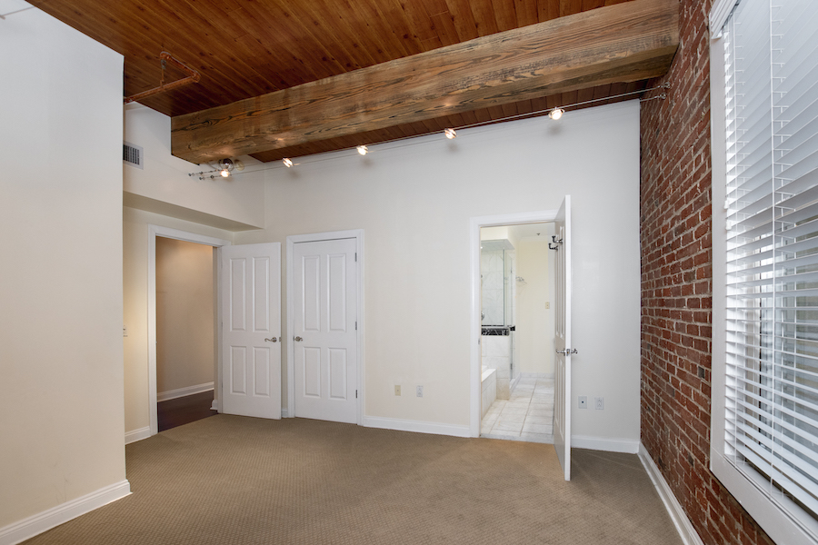 rittenhouse square loft master bedroom