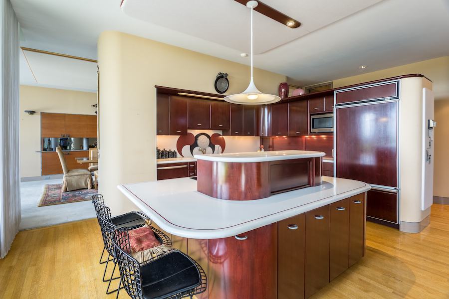 sinking spring hilltop mansion kitchen