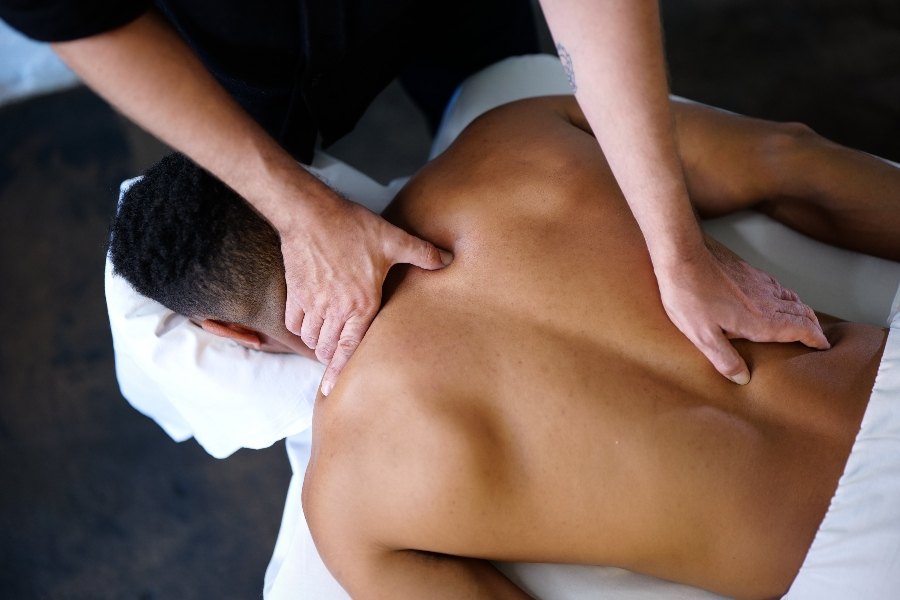 How to Find Your Perfect Massage Therapist - Thistlesrestaurant