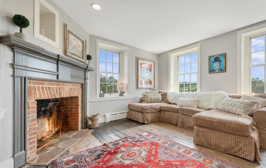 house for sale coatesville horse farm family room