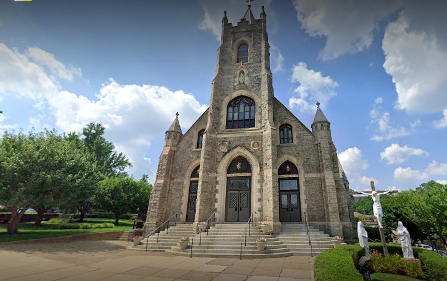 our lady of lourdes catholic church in philadelphia is still holding public mass during the coronavirus crisis