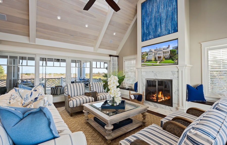 avalon duneside shingle style house great room