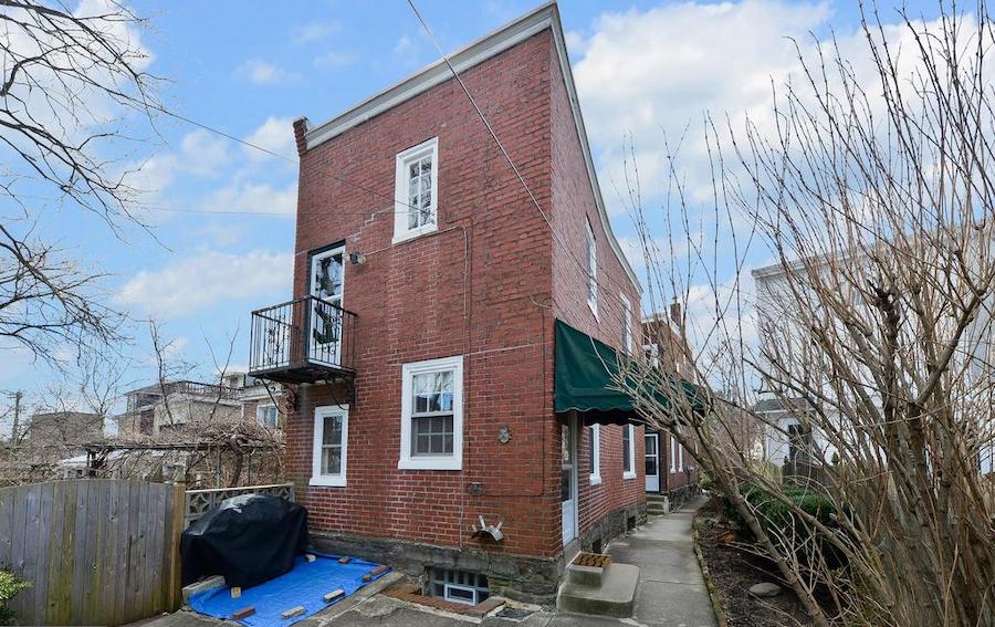 accessory apartment entrance in rear