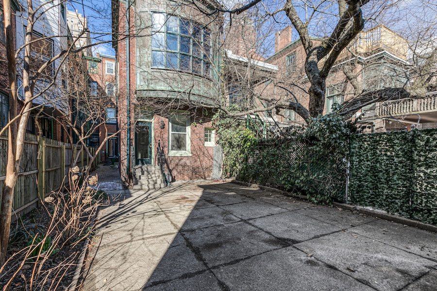 rear courtyard