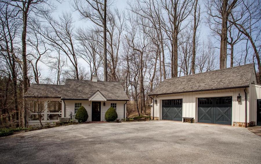 garage and cottage