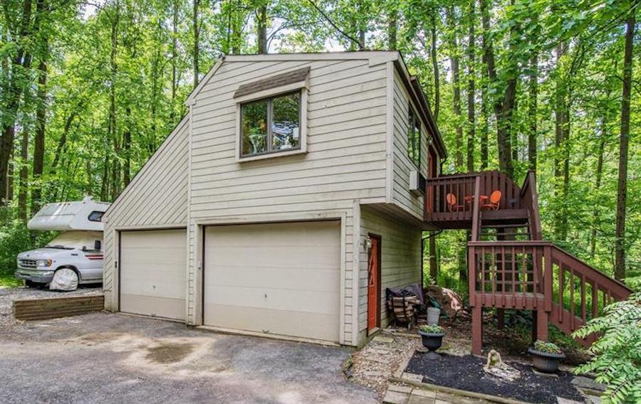 garage and studio apartment