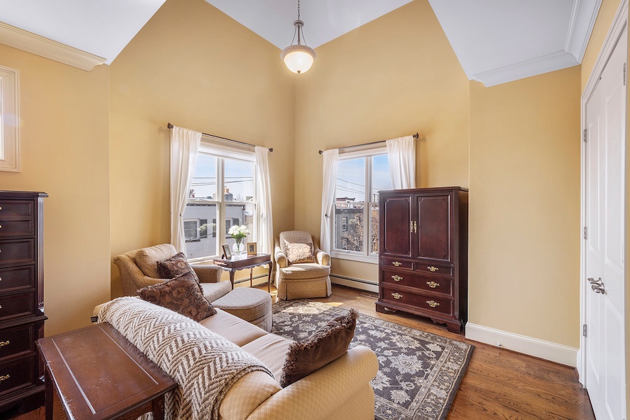 double-wide rittenhouse square townhouse for sale master bedroom sitting area