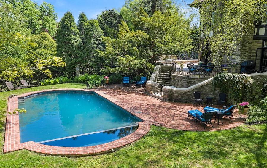 pool