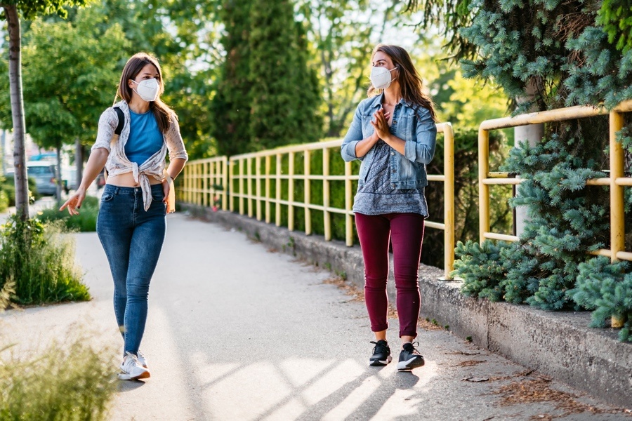 communicating in masks