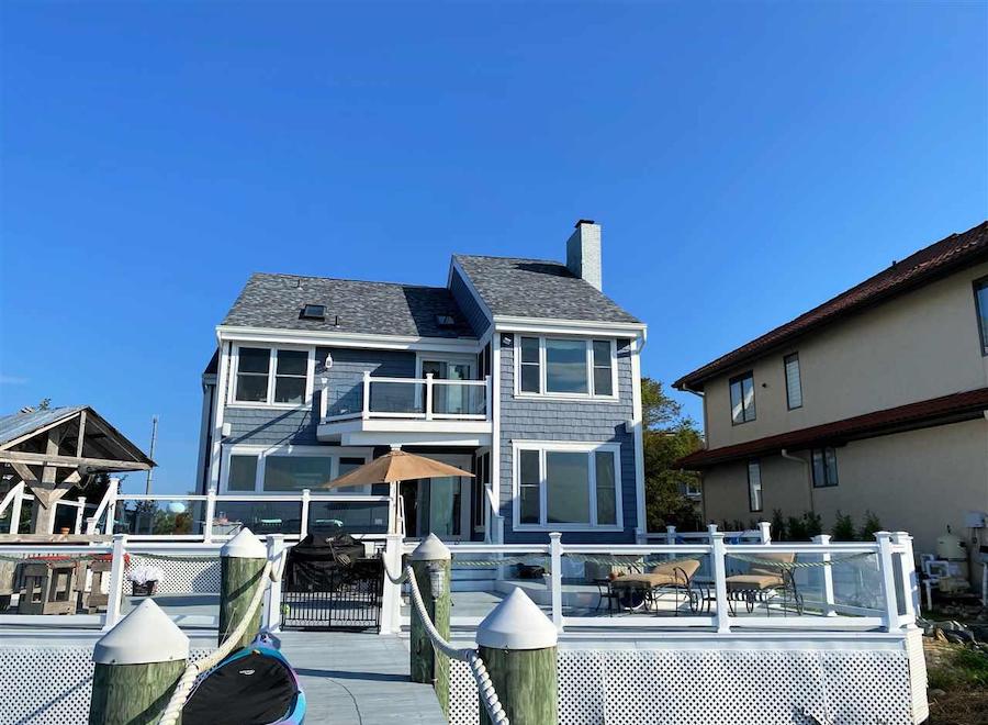 deck and exterior rear from boat slip