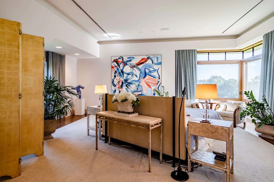 fort washington arbor hill auction primary bedroom