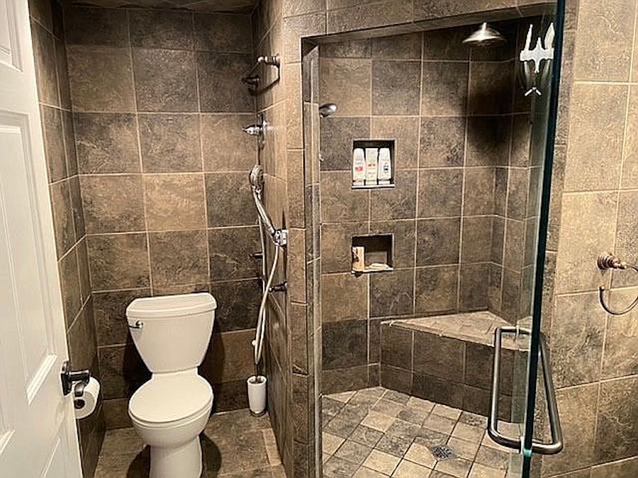 guest house bathroom
