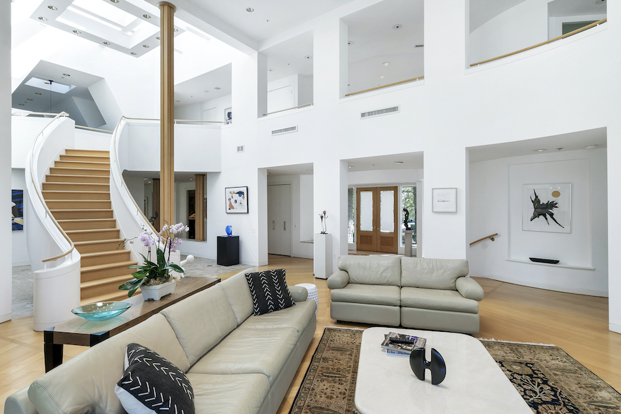 house for sale Flourtown modern manor living room