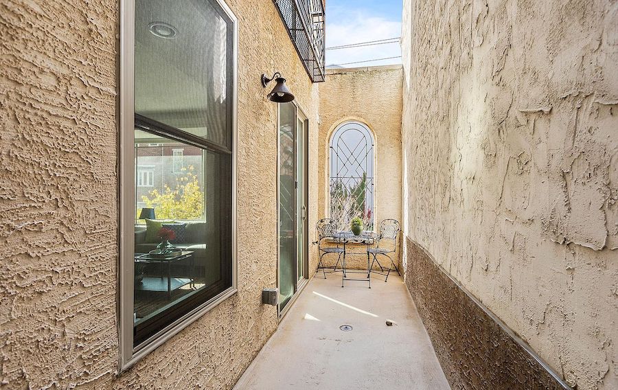 condo for sale callow hill modern patio