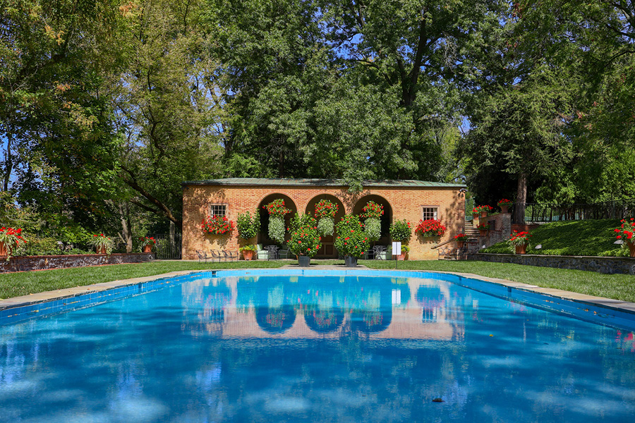 Conestoga House & Gardens