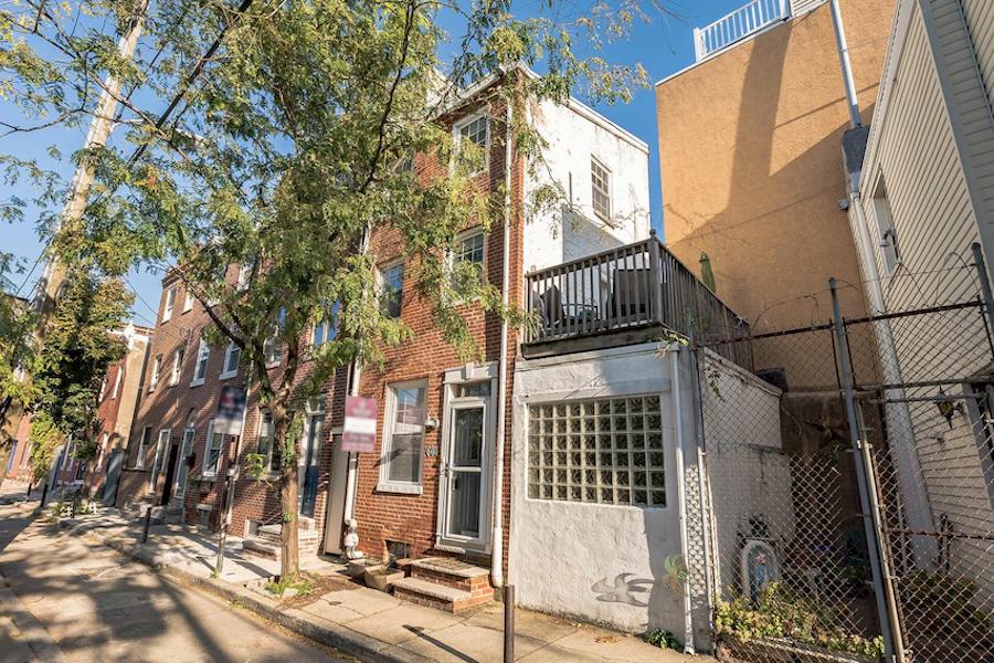 house for sale Bella Vista modernized trinity exterior front perspectives