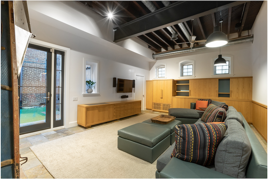house for sale Rittenhouse square converted carriage house family room