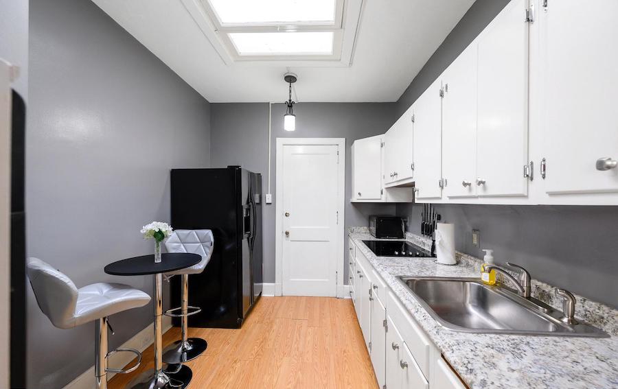 in-law apartment kitchen