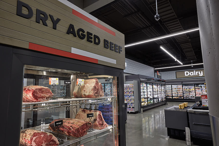 giant riverwalk profile dry aged beef case
