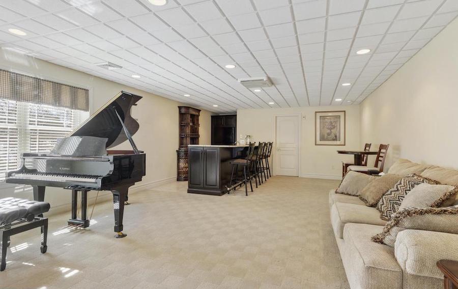 recreation room