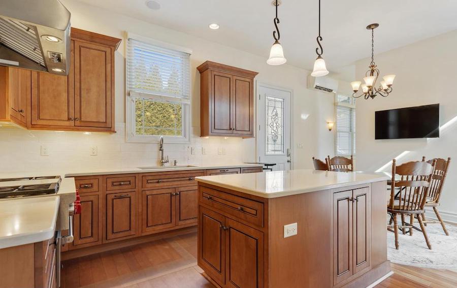 second kitchen and breakfast room