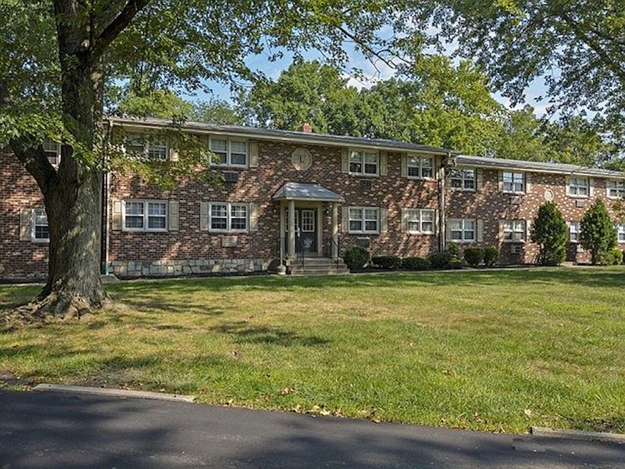 Philadelphia apartment sizes Hatboro Wellington Apartments