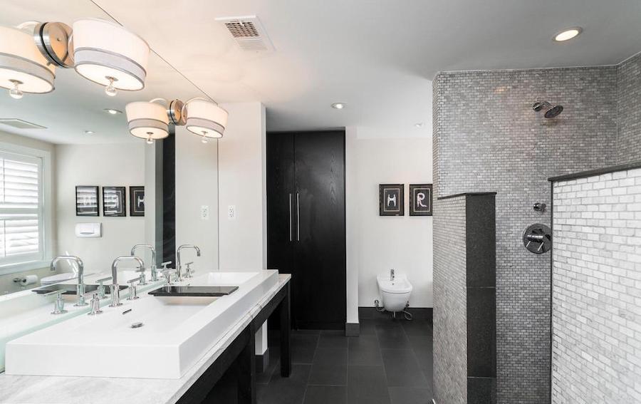 house for sale Rittenhouse renovated townhouse primary bathroom