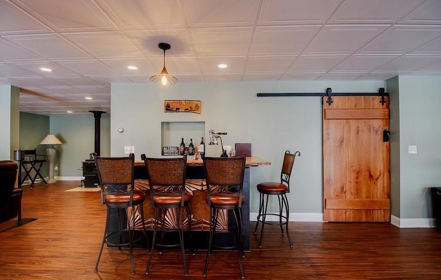 basement rec room: bar