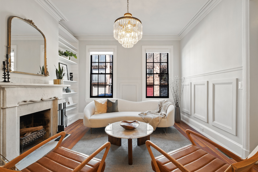 house for sale Rittenhouse Square renovated rowhouse living room